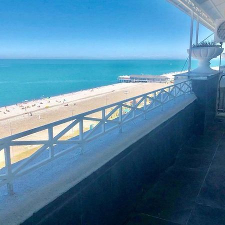 Tg Apartment Sea View Батуми Екстериор снимка