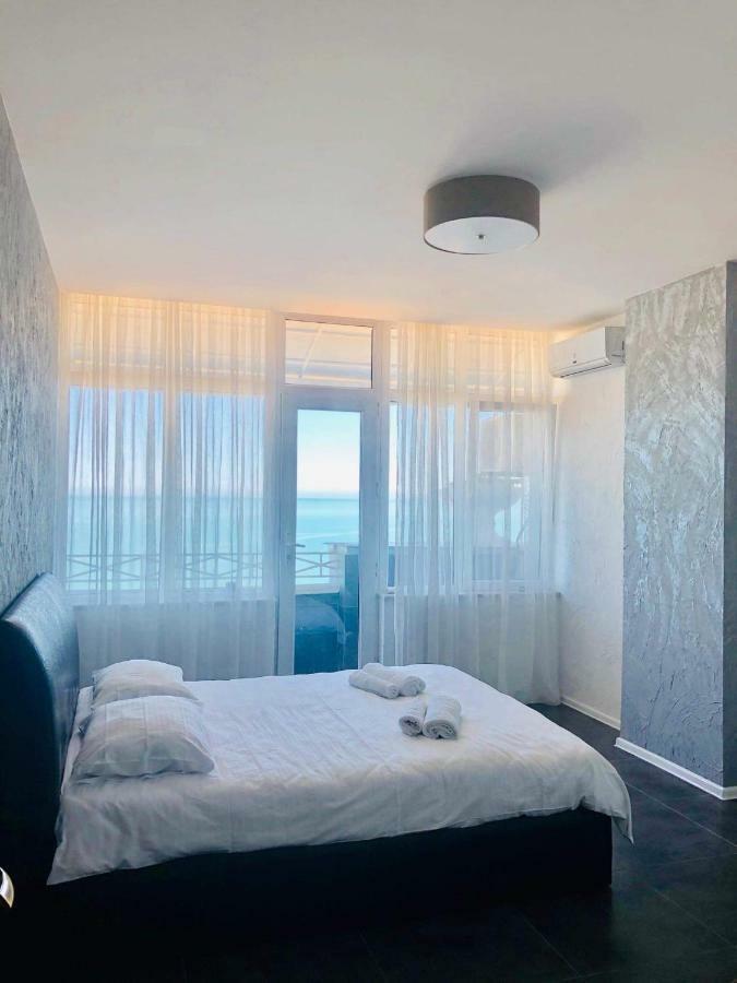 Tg Apartment Sea View Батуми Екстериор снимка